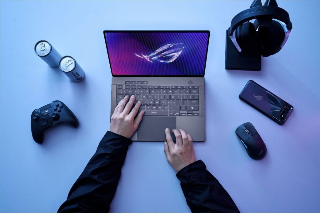 Berfokus pada AI, ASUS ROG Zephyrus G14 Indonesia memberikan pengalaman yang powerful dan juga kreatif.