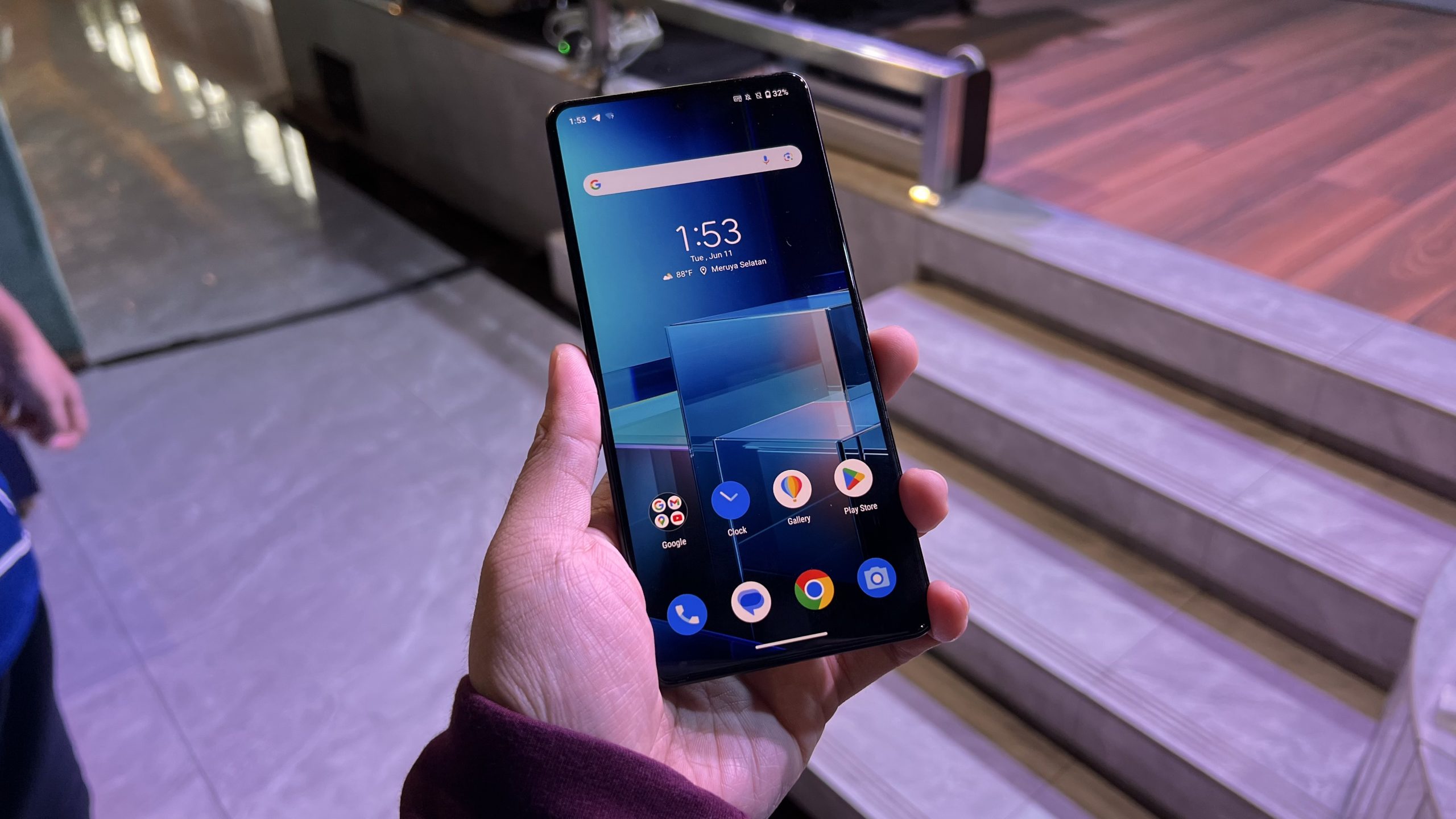 Display menjadi salah satu nilai jual paling menarik ASUS Zenfone 11 Ultra kali ini!