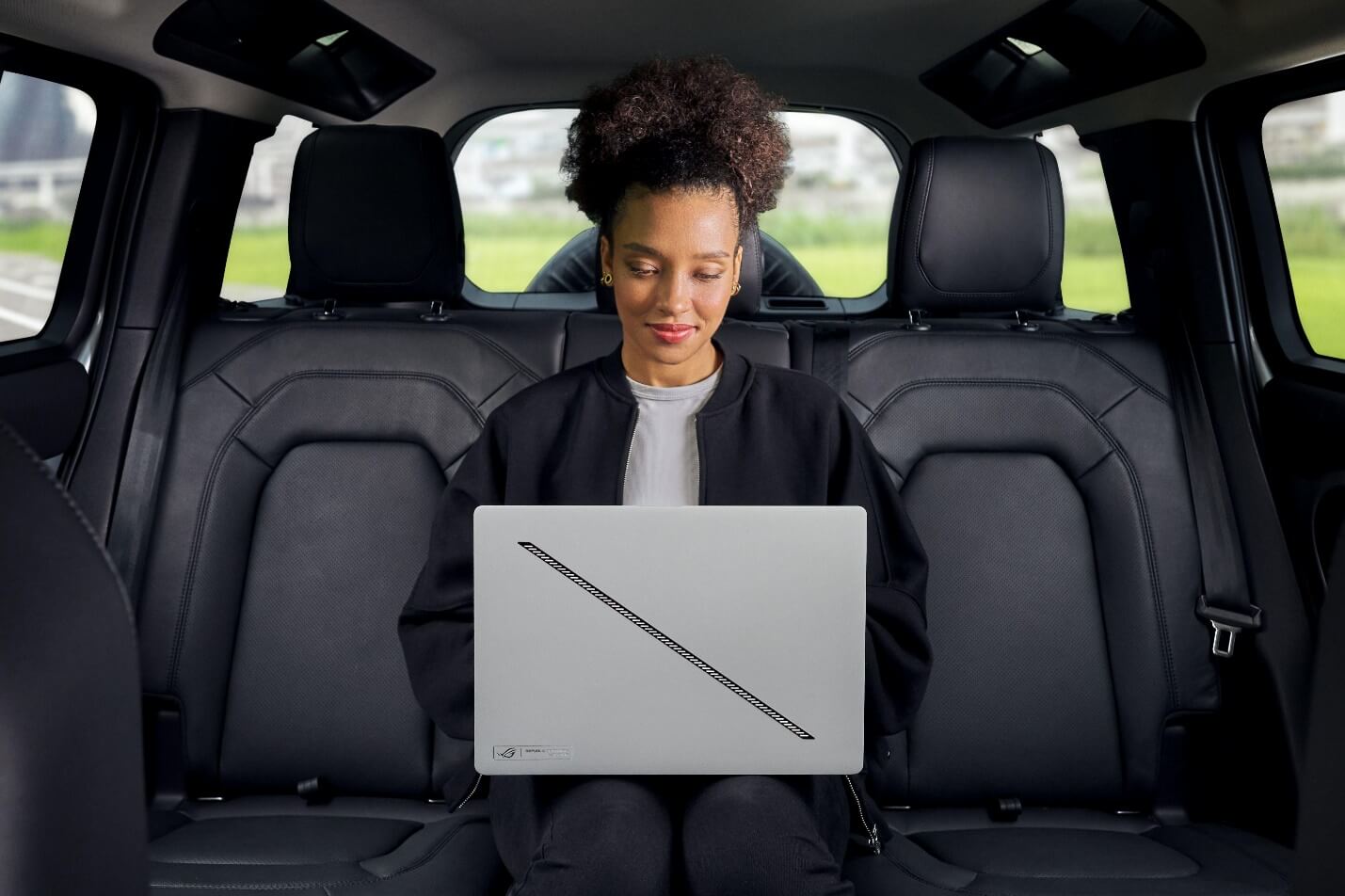 ASUS ROG Zephyrus G16 hadir dengan model refresh Prosesor baru.