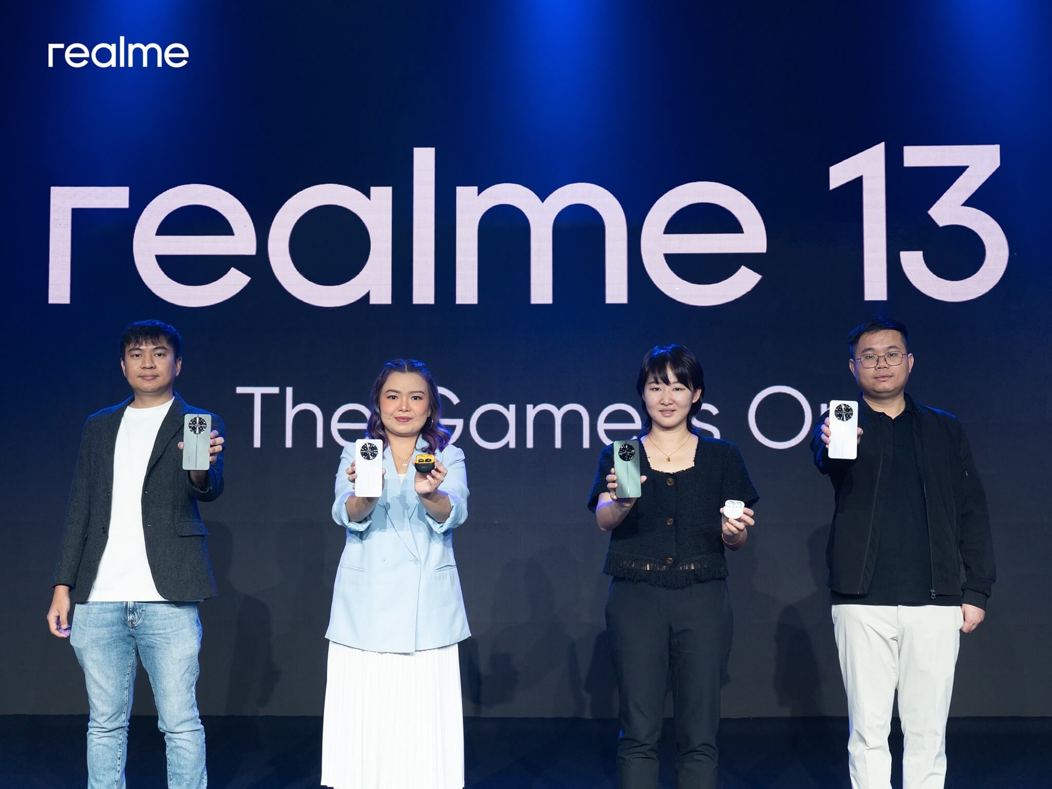 Photo Ops peluncuran realme 13