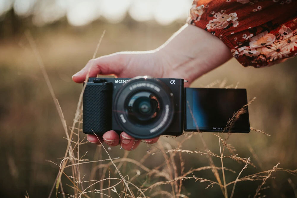 Generasi ke-2 dari SONY ZV-E10 hadir ke pasaran dengan fokus yang semakin baik untuk para videografer.