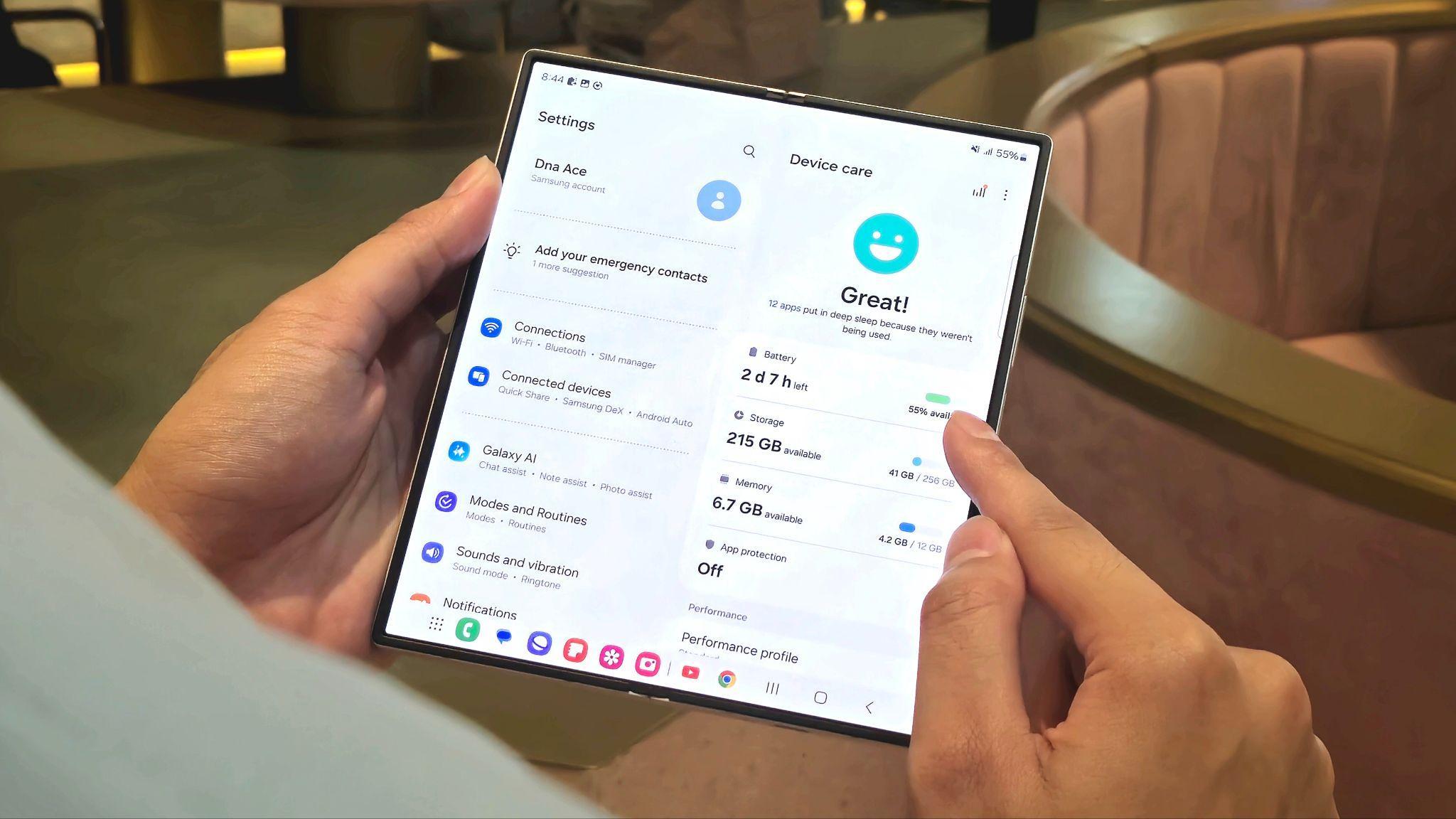 Jangan lupa untuk mengakses Device Care sehingga kita bisa mengetahui kondisi baterai device Galaxy Z Fold6 | Z Flip6 dengan mudah