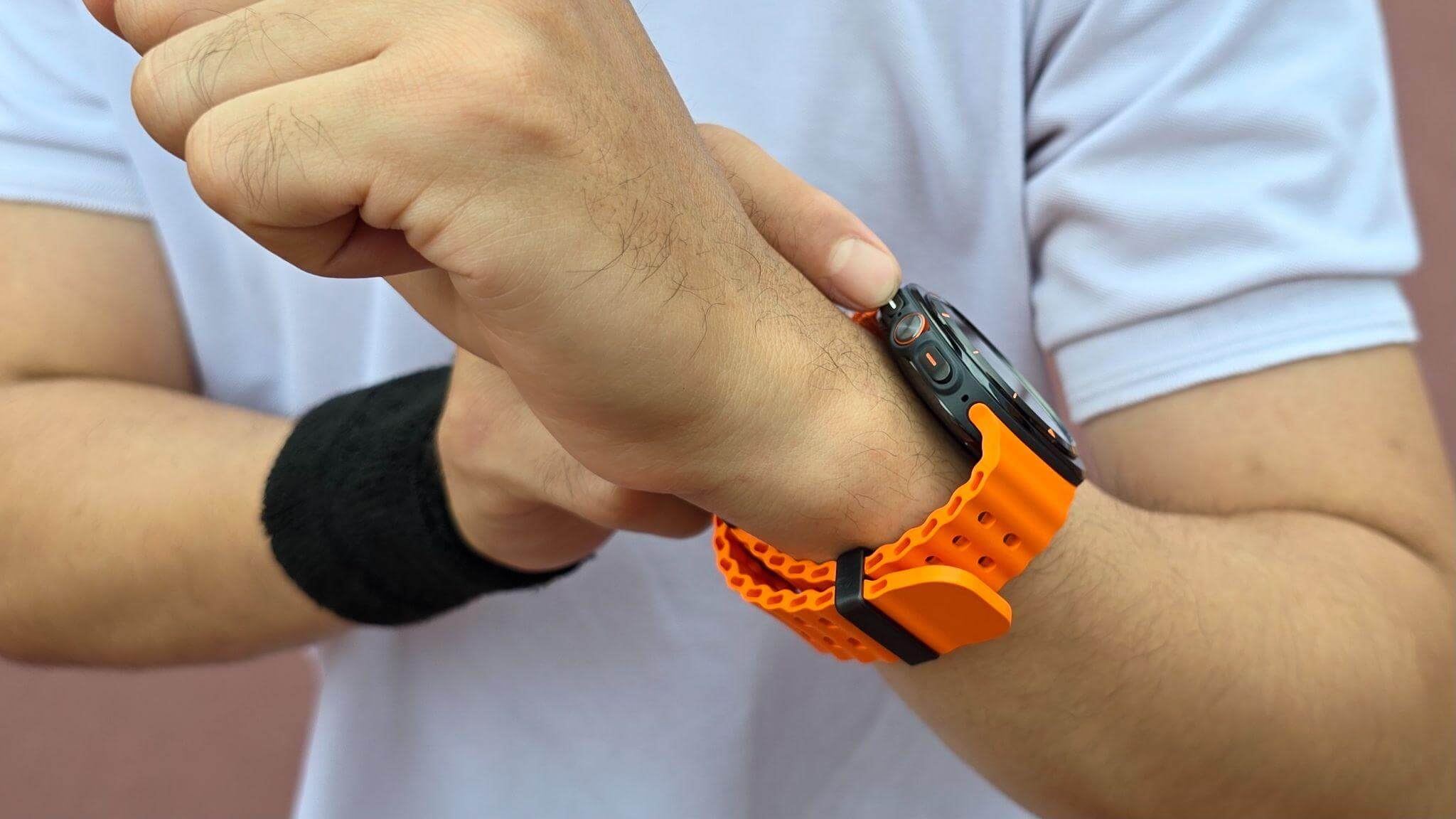 Ganti tracking jenis olahraga kamu di Galaxy Watch Ultra dengan mulus pakai fitur Quick Button