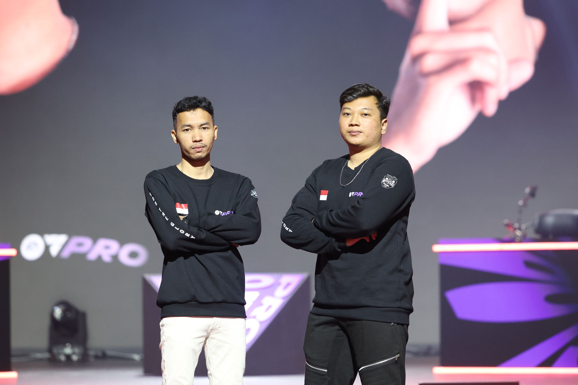 Walau belum berhasil meraih kemenangan, Tim Indonesia yang diwakili oleh enzie dan flyingownie tetap patut dibanggakan.